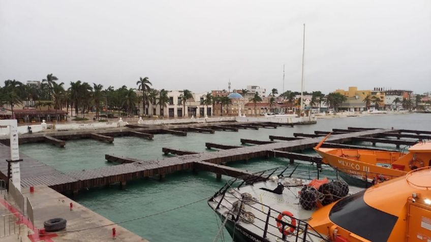 CLIMA Tormenta tropical Nadine toca tierra y provoca cancelación de vuelos y lluvias fuertes en Quintana Roo