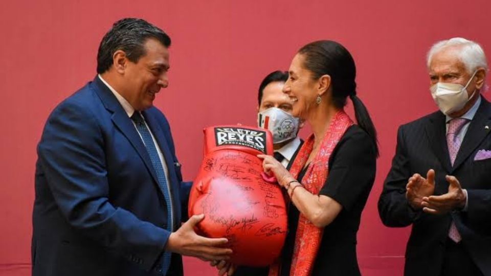 Mauricio Sulaimán y Claudia Sheinbaum