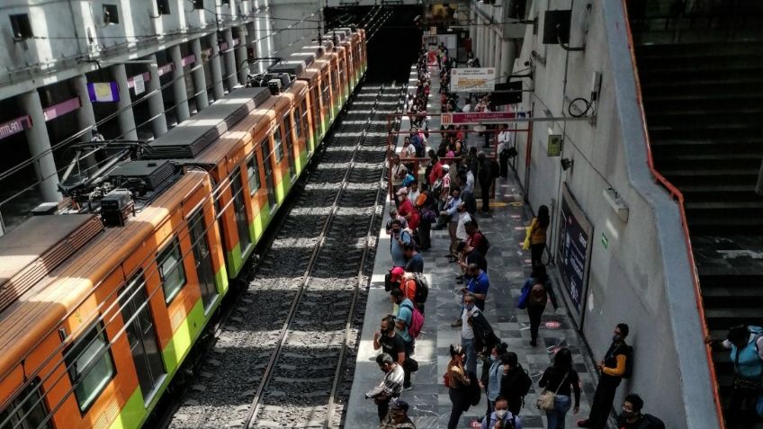 Encuentran el cadáver de un hombre en las vías de la Línea 3 del Metro