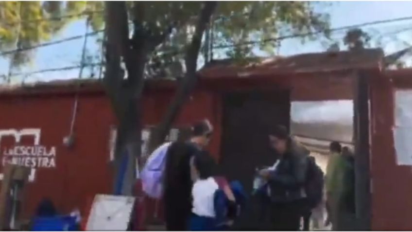 Evacúan kínder y primaria en Naucalpan por fuerte olor a gas: hay 4 intoxicados