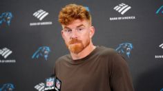 Quarterback de los Carolina Panthers, Andy Dalton es evaluado tras accidente automovilístico