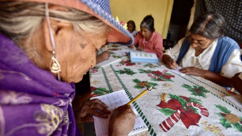 Mujeres con Bienestar Edomex: abren registro para terminar la secundaria