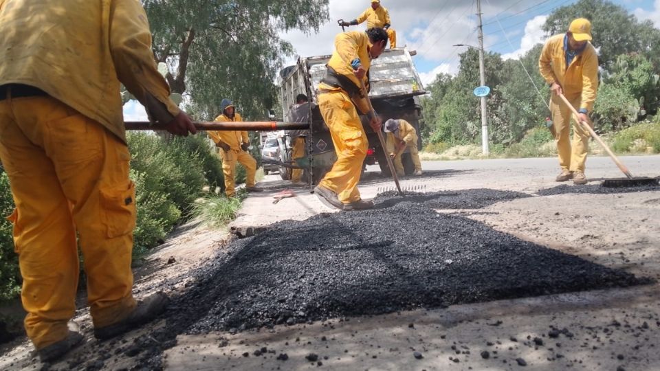 La Junta de Caminos, organismo descentralizado encargado de la construcción, conservación y mantenimiento de la red vial, intensificará los trabajos de bacheo