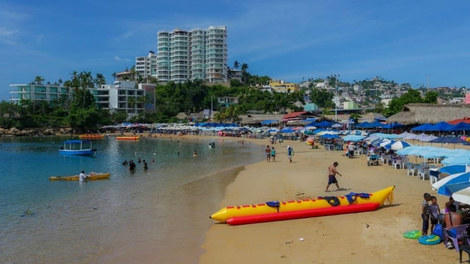 El gobierno del estado que encabeza Evelyn Salgado Pineda, a través de la Sectur Guerrero mantiene una gran agenda turística, motivando a los turistas a seguir llegando a El Hogar del So