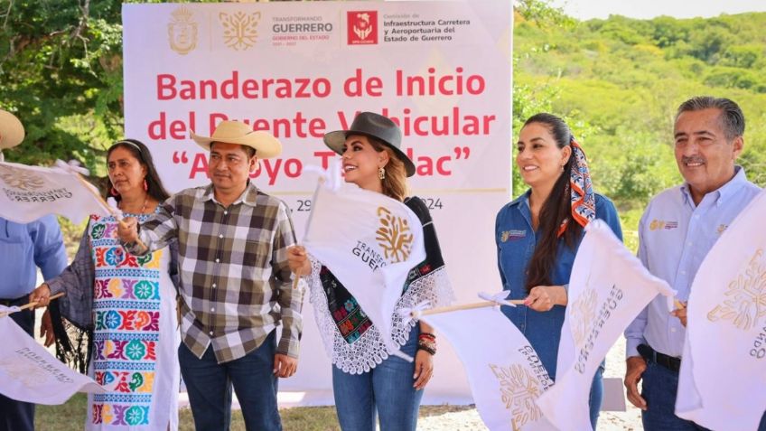 Evelyn Salgado cumple con el Año de las Obras; entrega Centro de Salud y Puente vehicular en Atenango del Río