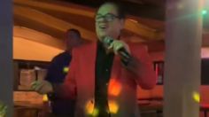 ¿Ya no lo quieren? Exhiben a Mario Bezares dando su show en un lugar casi vacío: VIDEO