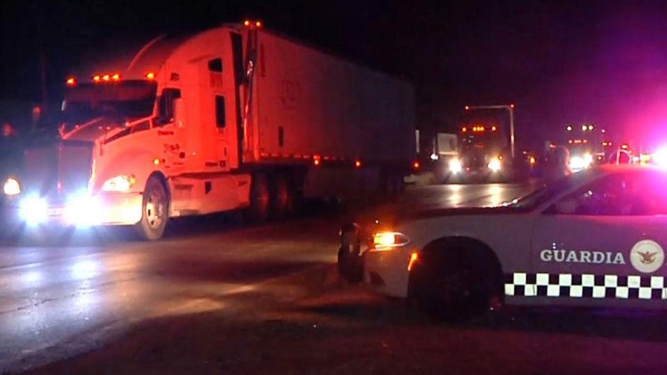 Autoridades estatales y federales instauraron un operativo en contra de los bloqueos del crimen organizado.