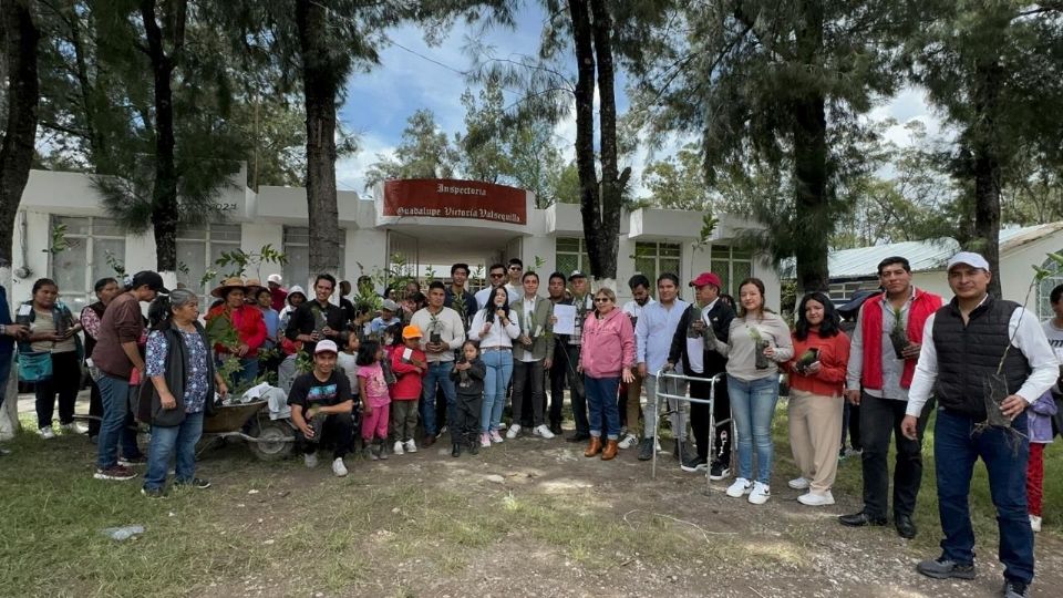 Ahora correspondió a la zona metropolitana de Puebla, donde se plantaron un total de 4,900 árboles