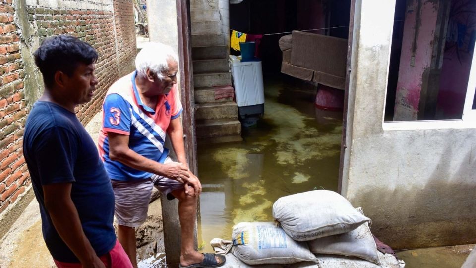 Algunas comunidades con afectaciones en la región de la Costa de Oaxaca son: Santiago Jamiltepec, Tututepec, Santiago Pinotepa Nacional, Santiago Tapextla.  