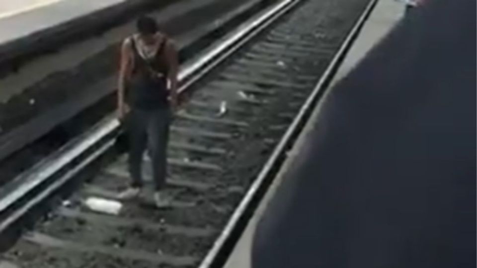 El hecho ocurrió en la estación Juárez de la Línea 3.