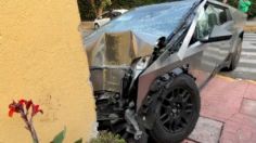 ¿Cuánto vale la Cybertruck de Tesla que se destrozó al chocar contra una casa en CDMX?