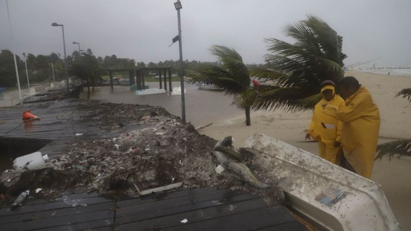 Rafael se debilita a sistema de baja presión en el Golfo de México; esta es su TRAYECTORIA