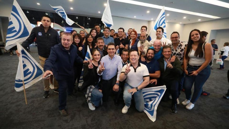 Jorge Romero después de votar en las elecciones internas del PAN