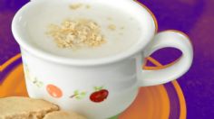 Atole de mazapán, la receta más sencilla y riquísima que le dará calor a los días fríos