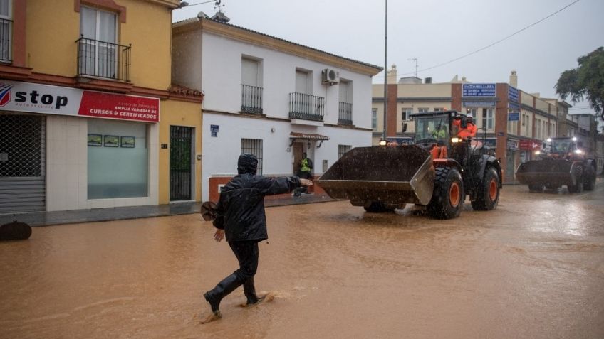 DANA ahora pega en Málaga, en donde reportan inundaciones | VIDEOS