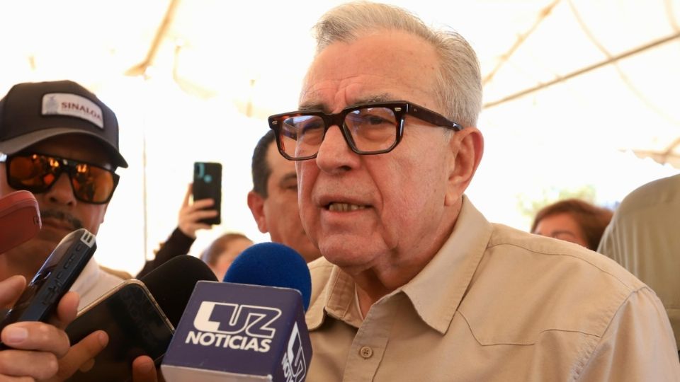 'Yo voy a mandar un oficio donde pido que se aplique la revocación de mandato, yo quiero someterme, para eso fui yo quien mandó la iniciativa de ley', declaró el gobernador de Sinaloa.