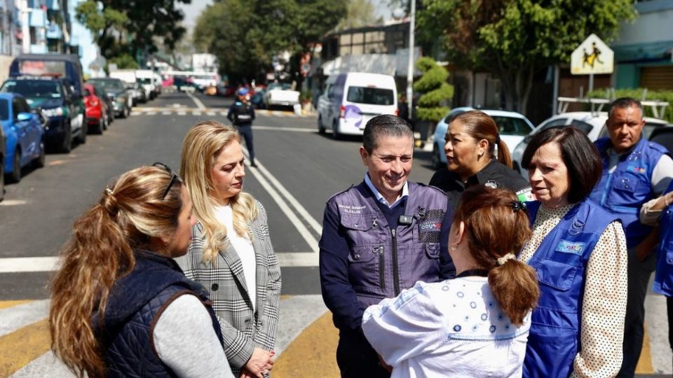 “Seguimos trabajando de manera permanente en este segundo periodo de gobierno y ponemos todo el empeño en ser una administración eficaz, de servicios y de soluciones', declaró Gutiérrez Aguilar.