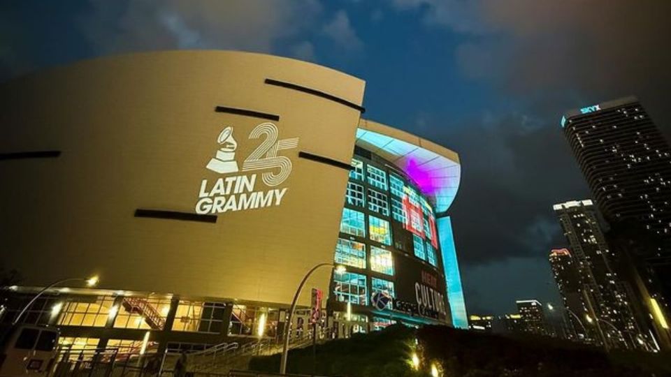 Estas son todas las estrellas que fueron galardonadas por su carrera dentro de la industria musical latina.