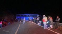 Más de 40 trabajadores agrícolas se salvan de milagro tras fuerte accidente en carretera de Baja California Sur