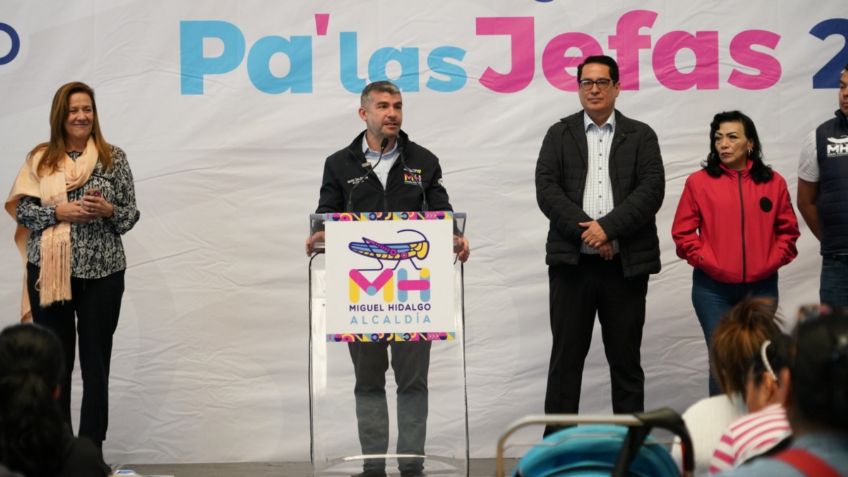 Alcadía Miguel Hidalgo entrega apoyos “Pa' las Jefas”