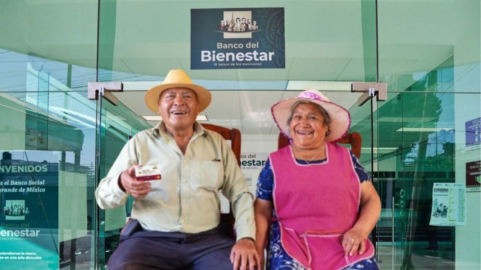 Millones de mexicanos podrán cobrar esta semana el apoyo universal para adultos mayores.