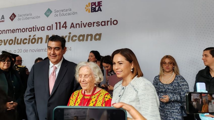 Reconocen la labor de Elena Poniatowska en México 