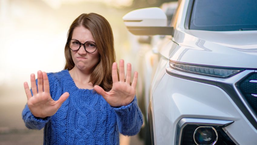 ¿Cuánto cuesta la multa por dejar el carro mal estacionado en CDMX?