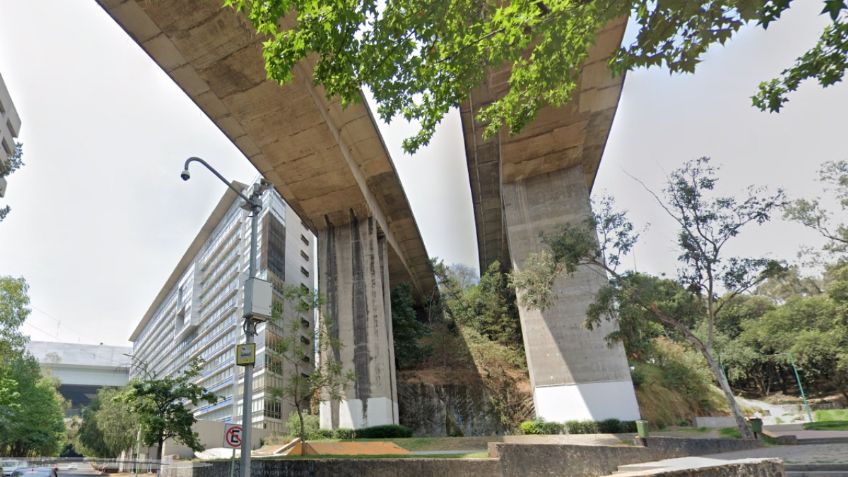 Muere joven al arrojarse de puente vehicular en Bosques de las Lomas