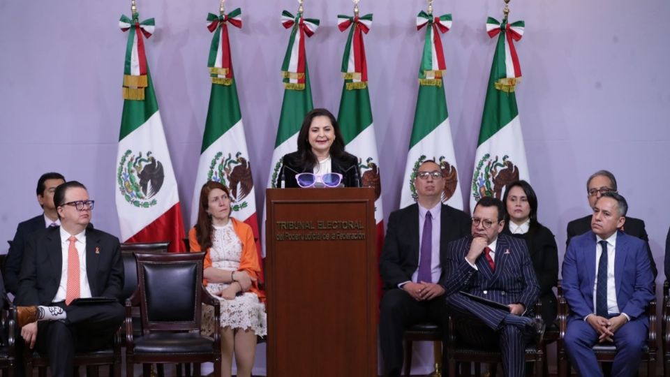 Aclaró que ningún integrante de la Sala Superior del TEPJF decidió inscribirse como candidatos a cargos de la elección de juzgadores.