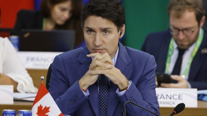 Justin Trudeau habla con Trump sobre imposición de aranceles de 25%