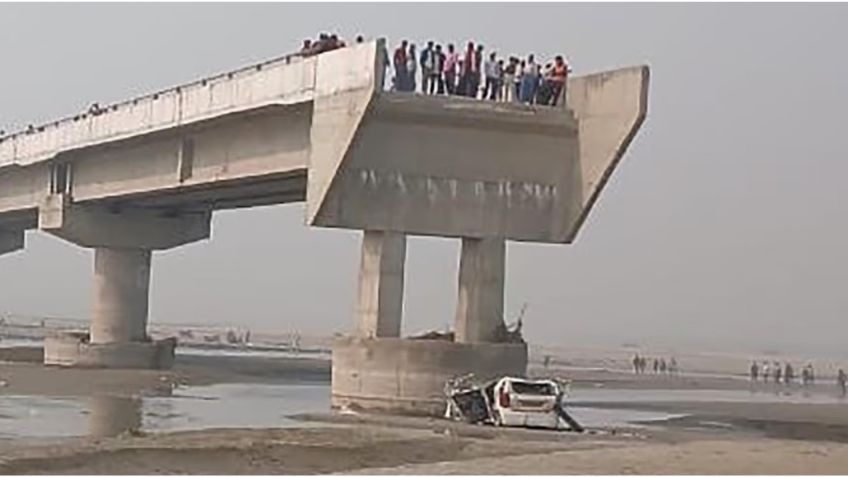 Tragedia en la India: error de GPS hizo que coche subiera a puente sin terminar y cayera a un río dejando 3 muertos