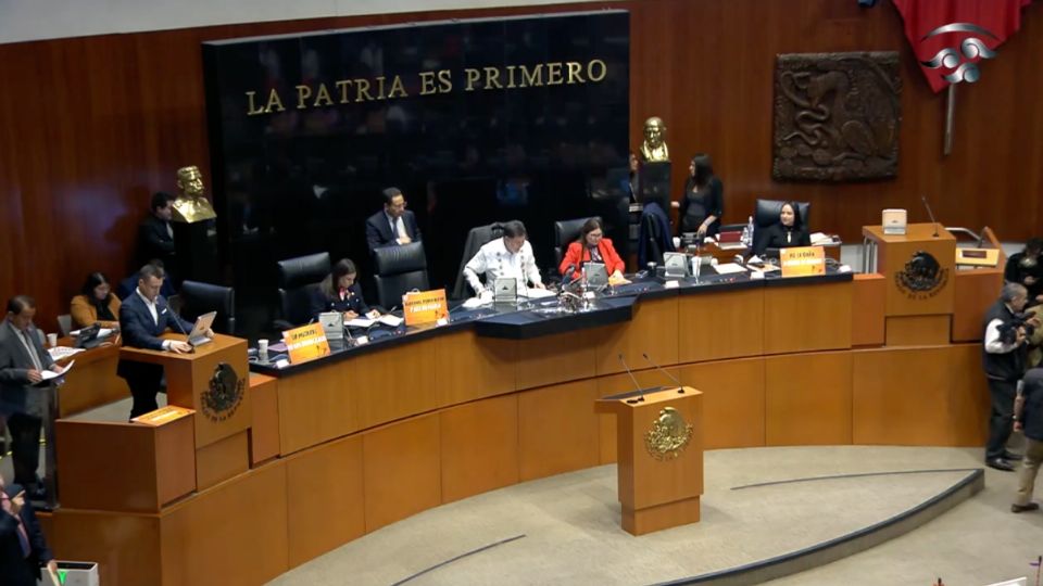 Em el Senado de la República se aprueban la creación de nuevas secretarías