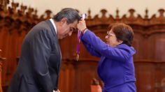 Por su respaldo a la educación, Sergio Salomón recibe medalla "Melchor de Covarrubias” por la BUAP