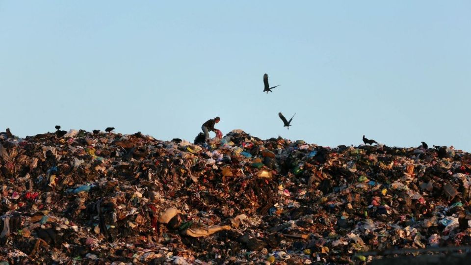 La basura es un problema público en todo el país