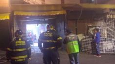 Se incendian locales en el Centro Histórico; al menos diez comercios resultaron afectados