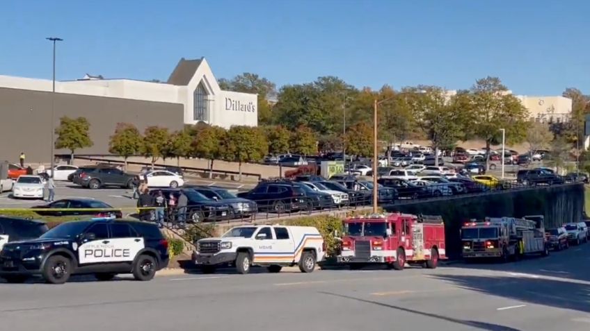 Alertan por tiroteo en centro comercial de Arkansas durante ventas de Black Friday