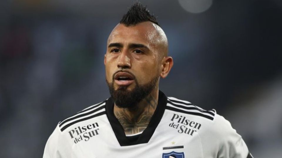 Vidal habría sido denunciado de agresión sexual tras una fiesta con jugadores de Colo Colo