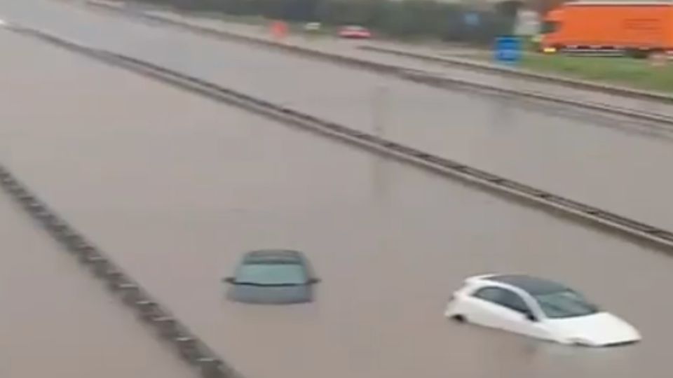 Así se ve la ciudad bajo el agua.