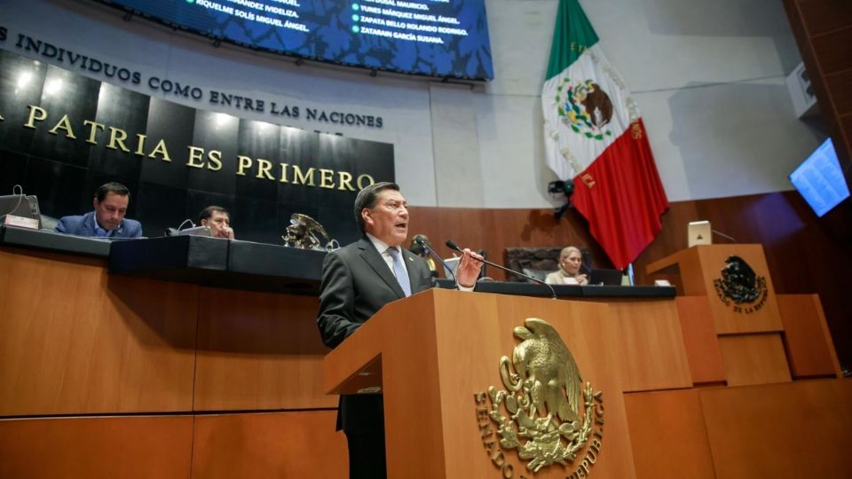 Óscar Cantón Zetina, presidente de la Comisión de Puntos Constitucionales del Senado.