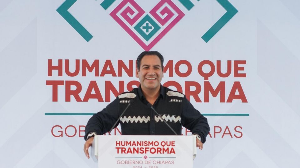 Eduardo Ramírez, gobernador electo de Chiapas, durante la presentación de su gabinete de gobierno