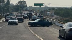 Bloqueos en la Costa Chica de Guerrero complican el paso de vehículos de emergencia, damnificados exigen ser censados