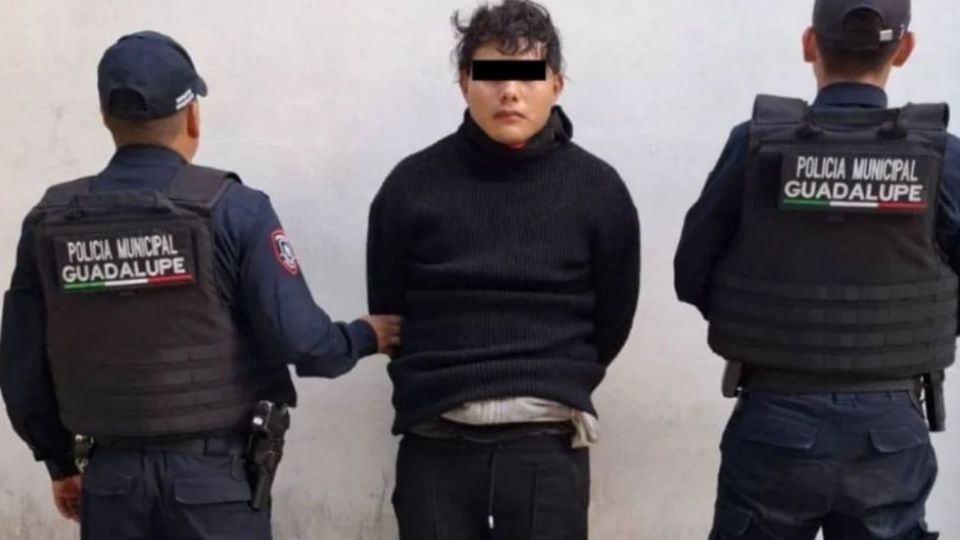 El sujeto, de 19 años de edad, fue detenido por policías municipales de Guadalupe.