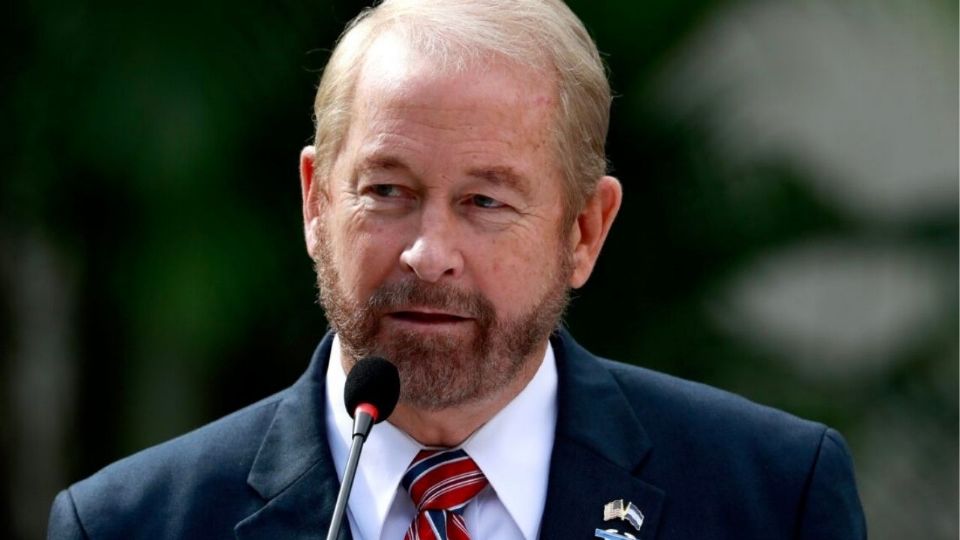 Ronald D. Johnson, durante su etapa como embajador de Estados Unidos en El Salvador.