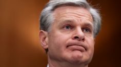 Chris Wray, director del FBI, anuncia que dimitirá en enero