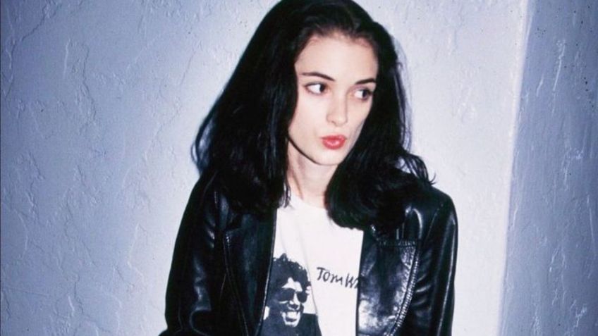 Las reglas básica para vestirte grunge y minimalista como Winona Ryder en los años 90