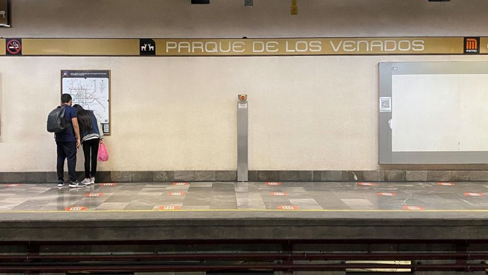 Estación de Parque de los Venados se encotraba cerrada