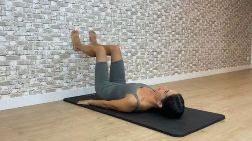 Sólo con una pared: Experta confirma los ejercicios de pilates ideales para fortalecer glúteos y la zona abdominal