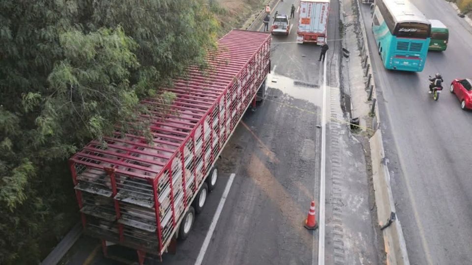 El accidente ocurrió a la altura del kilómetro 34 del Circuito Exterior Mexiquense, con dirección a Puebla.