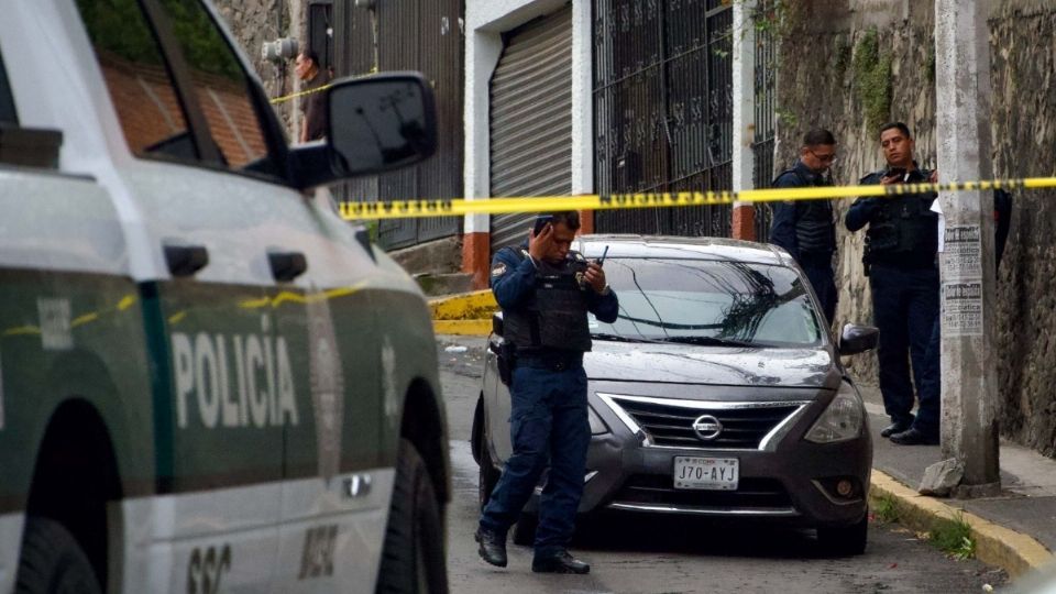 Encuentran a un cuerpo envuelto en una cobija, en calles de Valle de San Lorenz, Iztapalapa