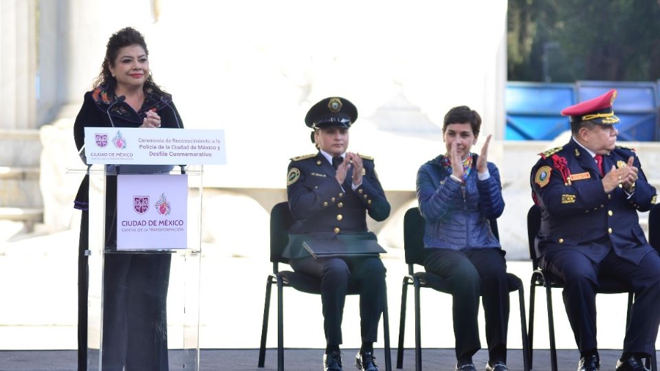 En el desfile participaron personal de la SEDENA, Marina, Guardia Nacional, del Heroico Cuerpo de Bomberos y de la Fiscalía General de la Ciudad de México